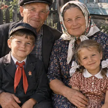 Бабушка и дед